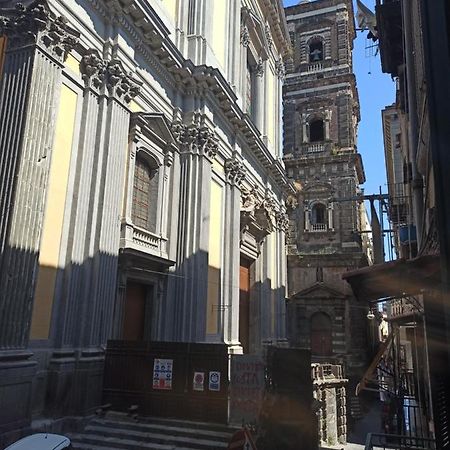 Stanza di Ellena Hotel Napoli Esterno foto
