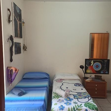 Stanza di Ellena Hotel Napoli Esterno foto